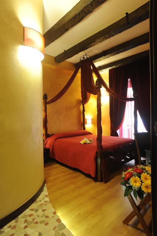 B&B Muro Torto Cairoli: Daily Sanitized Stay with Health-Certified Staff Foggia Room photo